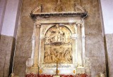 Gian Domenico d'Auria e Annibale Caccavello - bassorilievo raffigurante la Madonna con le anime del purgatorio